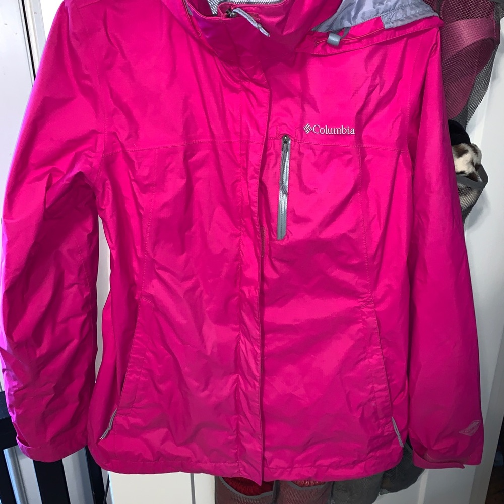 Women’s Columbia rain jacket